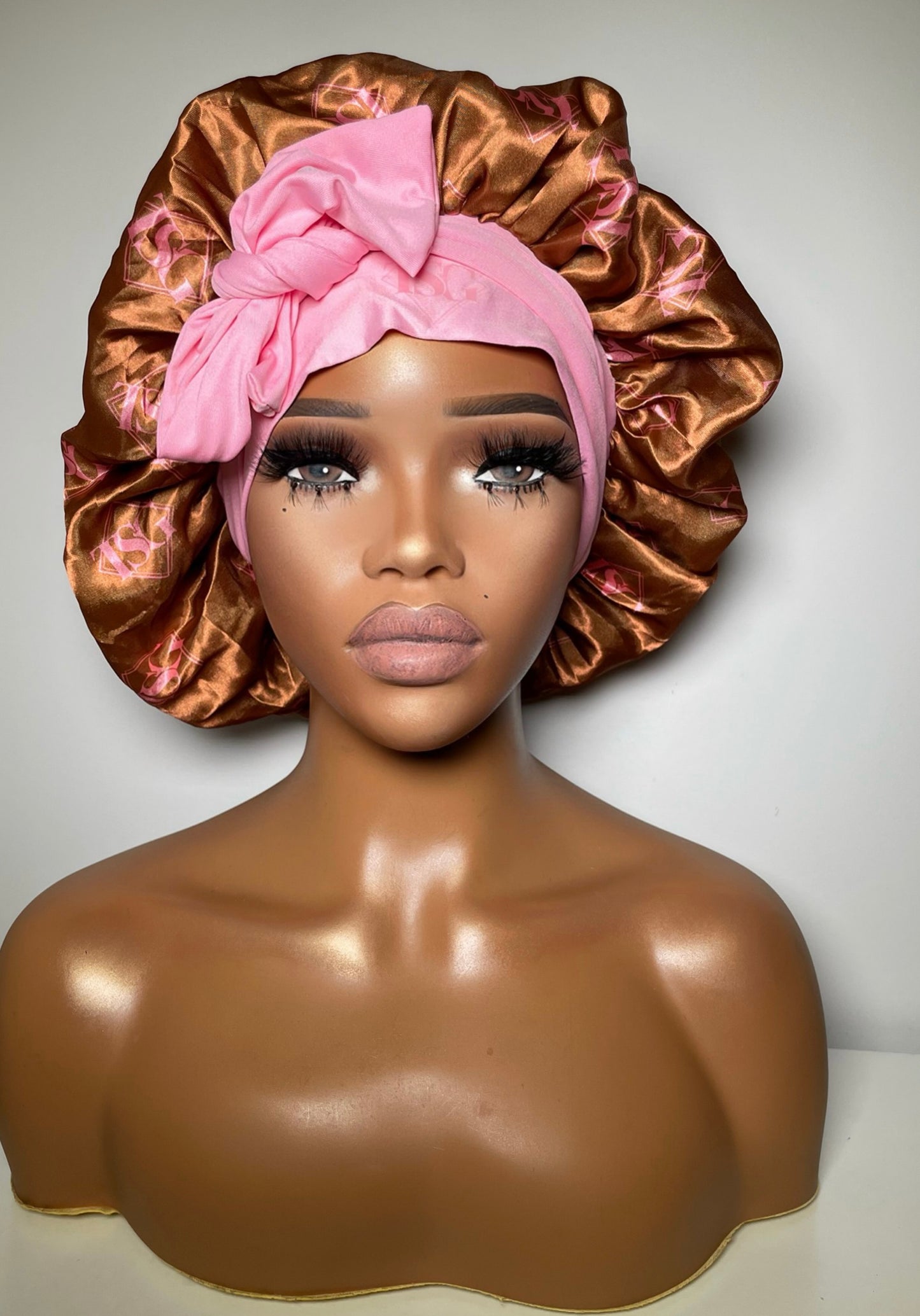The Sam Glam Bonnets